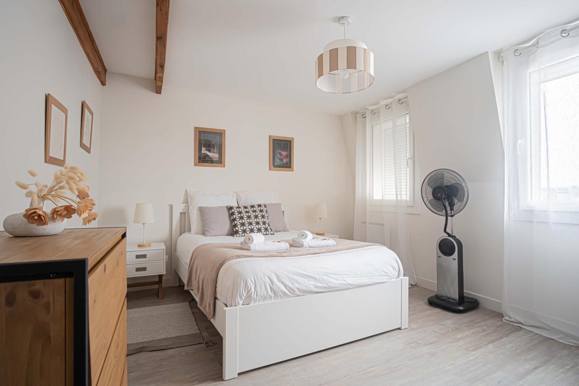 Apartament Triplex Cathedrale Parking Gratuit Reims Zewnętrze zdjęcie