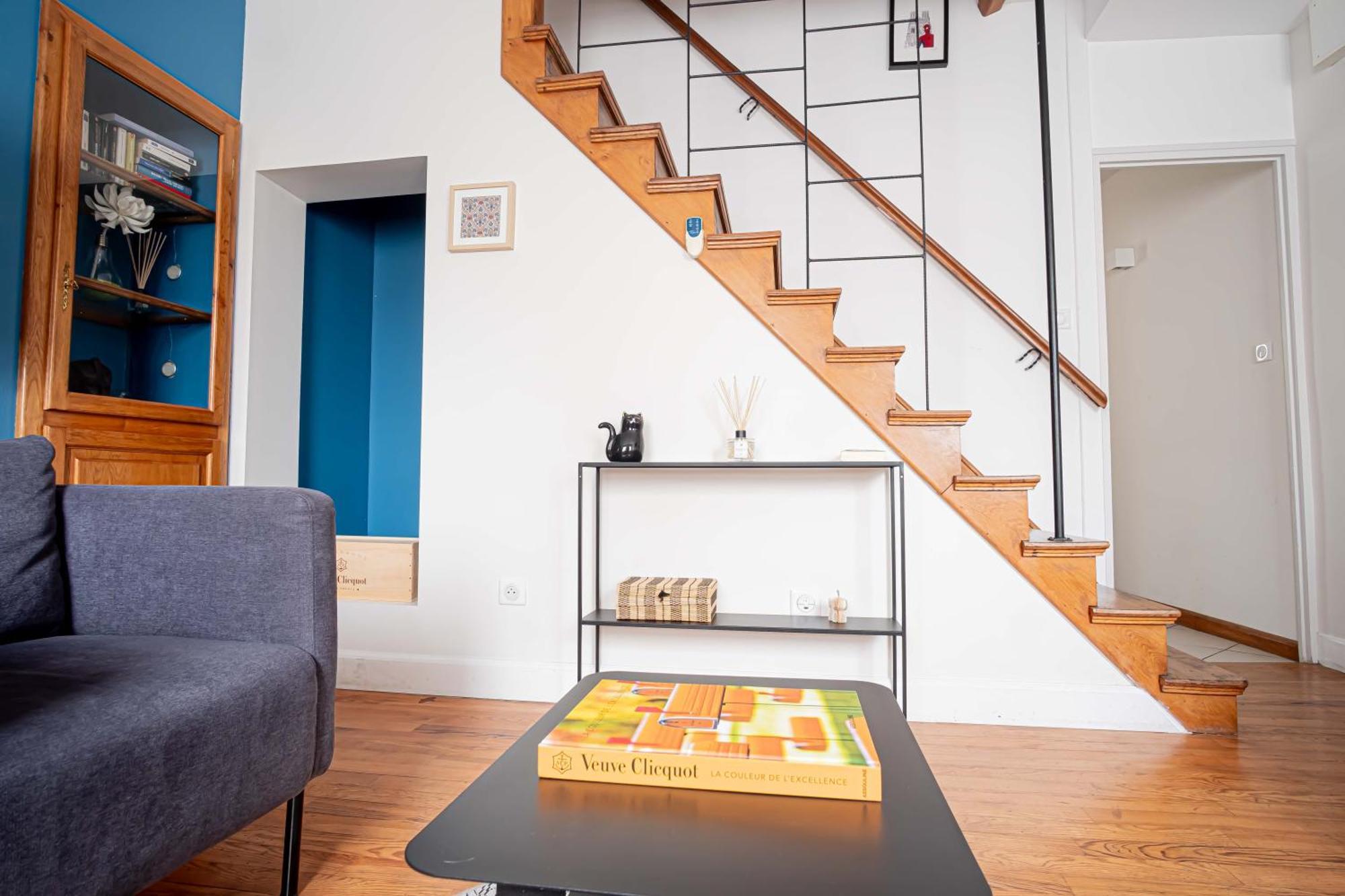 Apartament Triplex Cathedrale Parking Gratuit Reims Zewnętrze zdjęcie